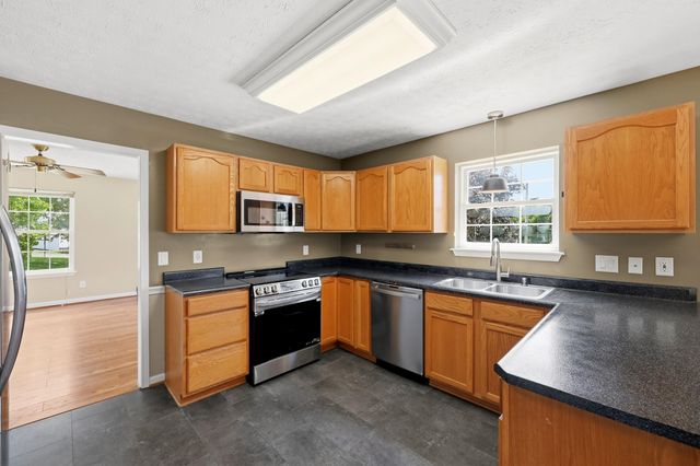 203 Taylorsville Trail, Georgetown, KY 40324