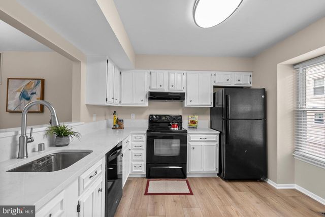 11735 SUMMER OAK DR, Germantown, MD 20874