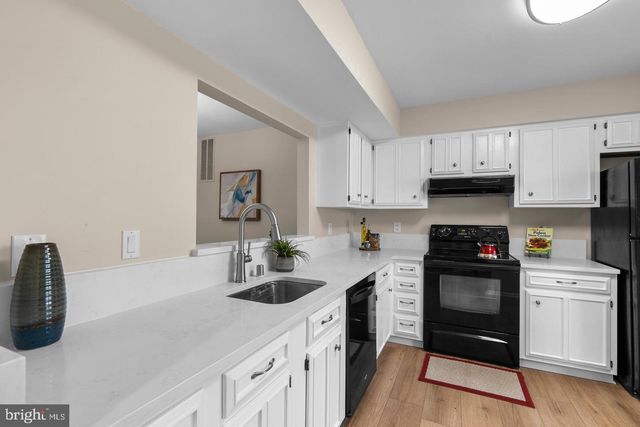 11735 SUMMER OAK DR, Germantown, MD 20874
