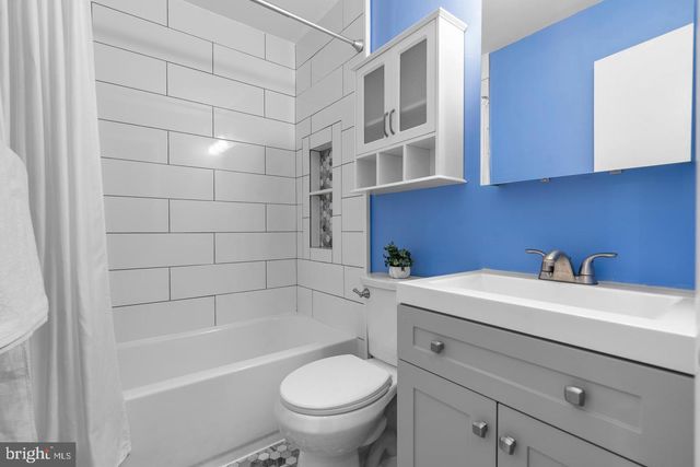 11735 SUMMER OAK DR, Germantown, MD 20874