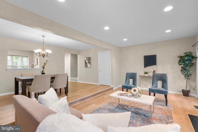 11735 SUMMER OAK DR, Germantown, MD 20874