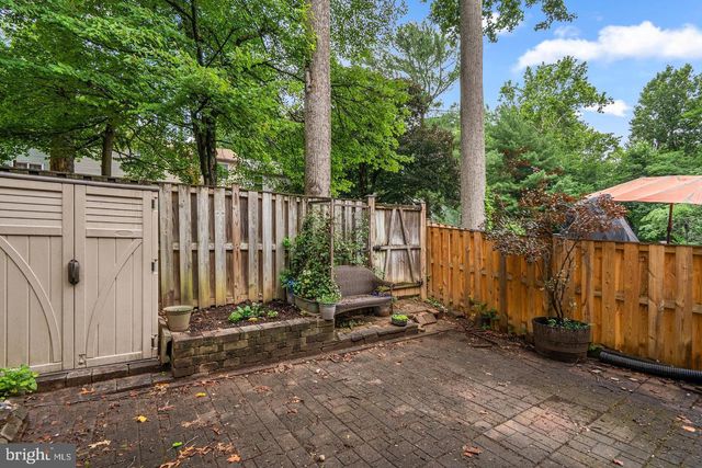 11735 SUMMER OAK DR, Germantown, MD 20874