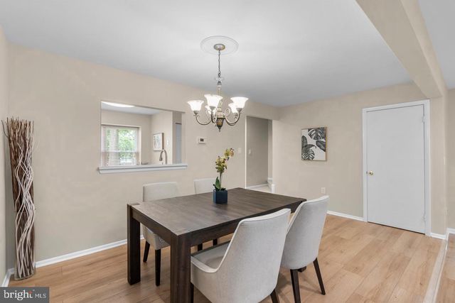 11735 SUMMER OAK DR, Germantown, MD 20874