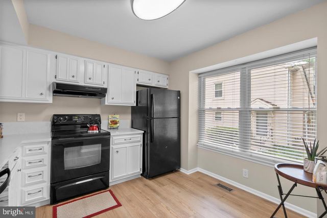 11735 SUMMER OAK DR, Germantown, MD 20874