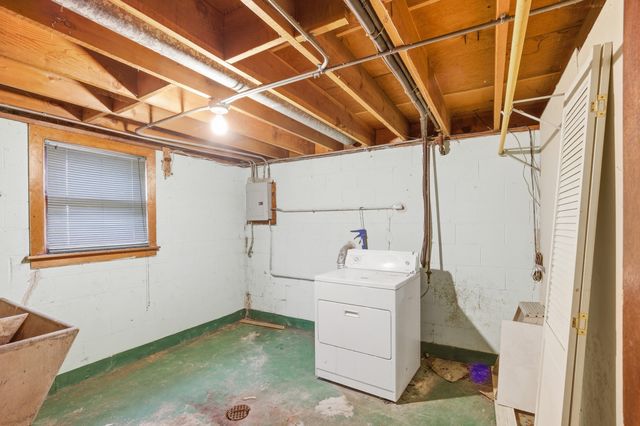 2332 W 21st Avenue, Gary, IN 46404