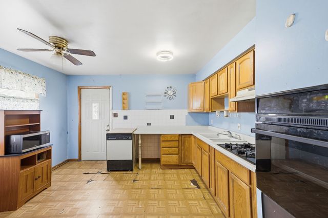 2332 W 21st Avenue, Gary, IN 46404