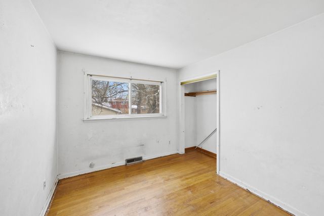 2332 W 21st Avenue, Gary, IN 46404