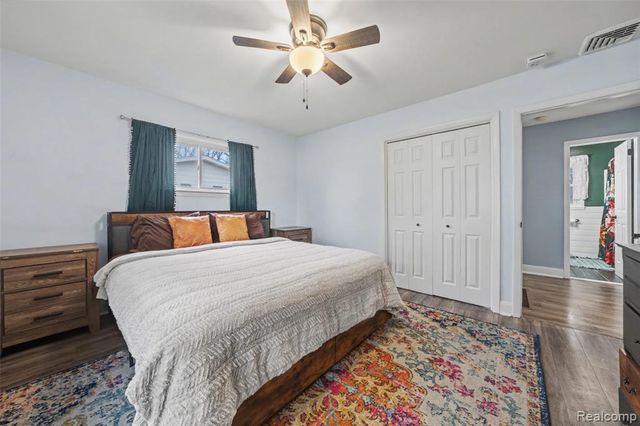 2138 Gratiot Boulevard, Marysville, MI 48040