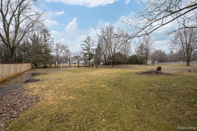 2138 Gratiot Boulevard, Marysville, MI 48040