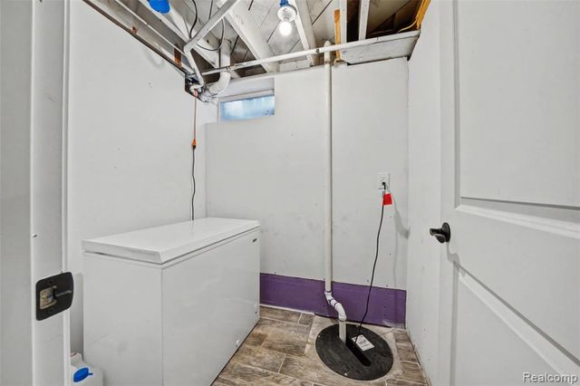 2138 Gratiot Boulevard, Marysville, MI 48040