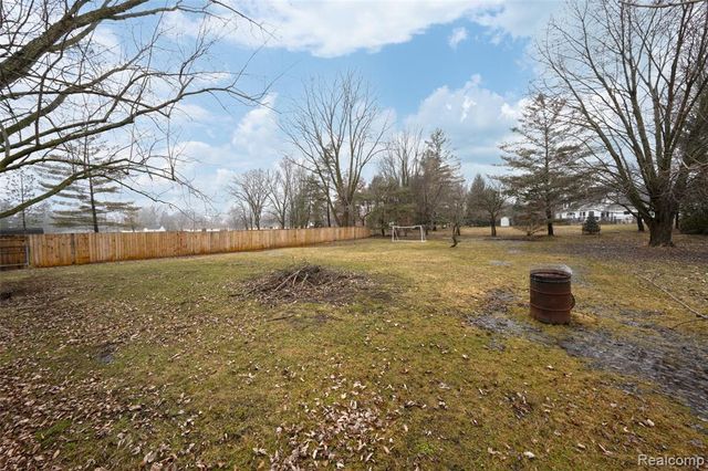 2138 Gratiot Boulevard, Marysville, MI 48040