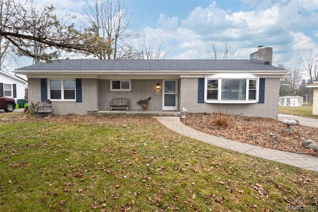 2138 Gratiot Boulevard, Marysville, MI 48040