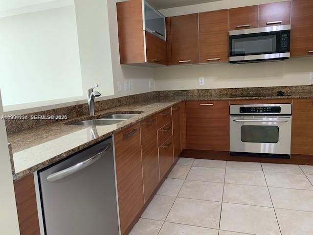 3330 NE 190th St 1018, Aventura, FL 33180