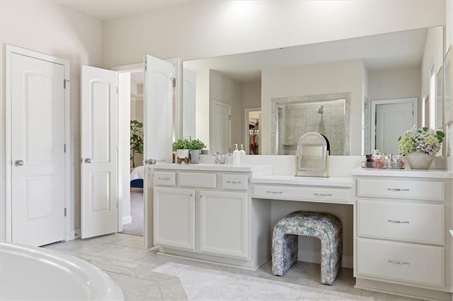 802 Tramore Court, Acworth, GA 30102