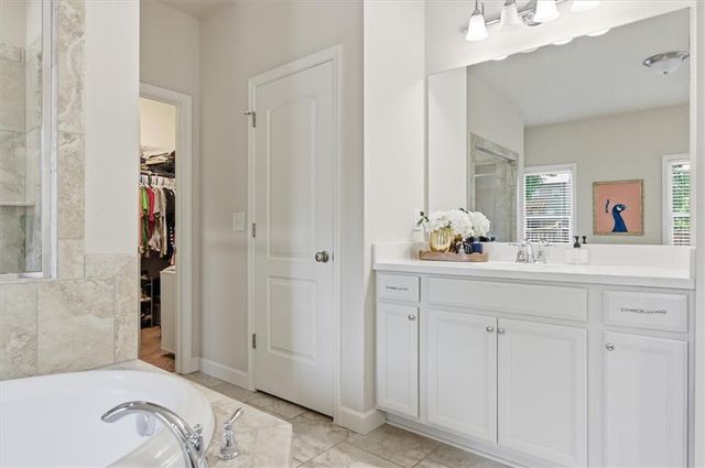 802 Tramore Court, Acworth, GA 30102