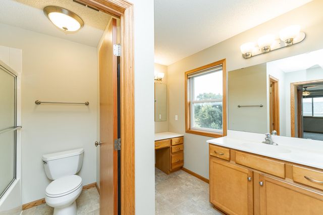 5010 Harvest Lake Drive NW, Rochester, MN 55901