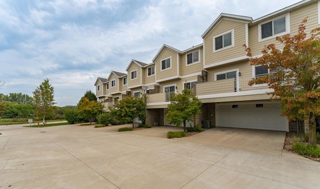 5010 Harvest Lake Drive NW, Rochester, MN 55901