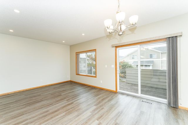 5010 Harvest Lake Drive NW, Rochester, MN 55901