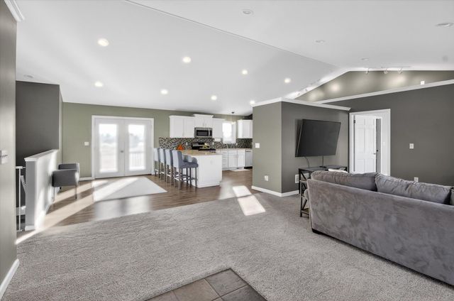 22234 220th Avenue, Green Twp, MI 49338