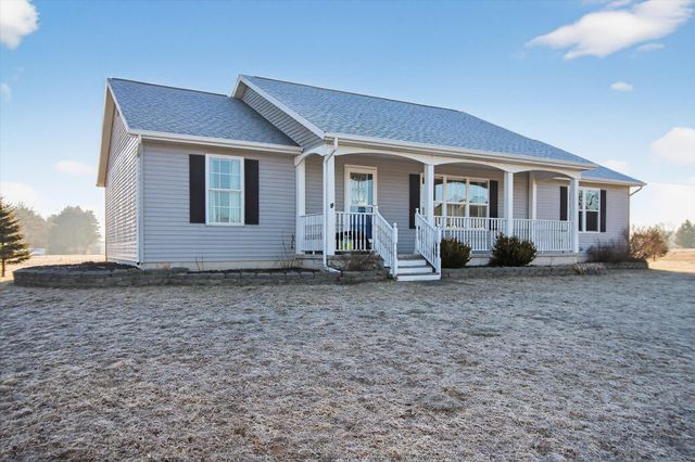 22234 220th Avenue, Green Twp, MI 49338