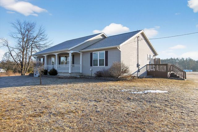 22234 220th Avenue, Green Twp, MI 49338