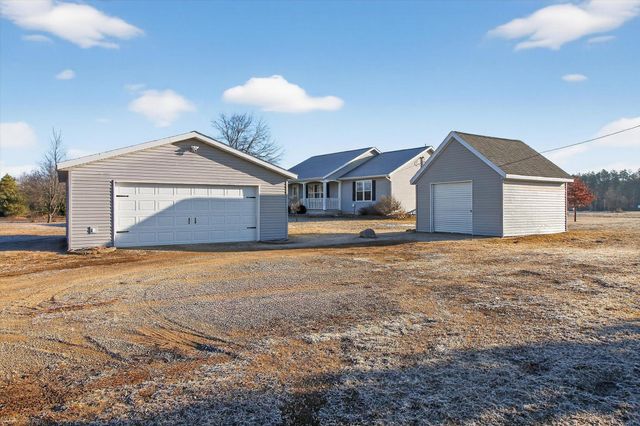 22234 220th Avenue, Green Twp, MI 49338