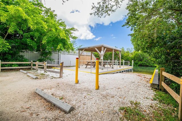 8824 PHYLISS AVENUE, Sarasota, FL 34231