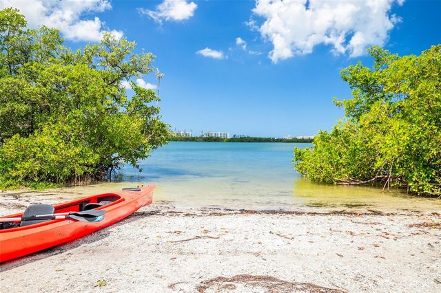 8824 PHYLISS AVENUE, Sarasota, FL 34231