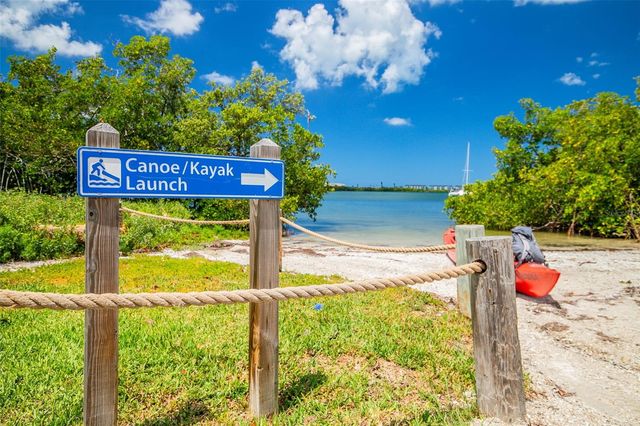 8824 PHYLISS AVENUE, Sarasota, FL 34231
