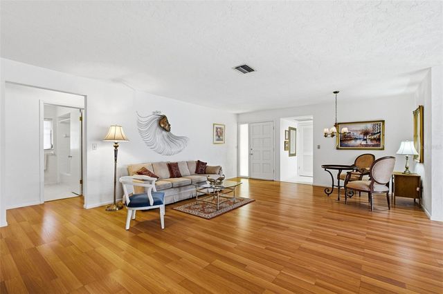 8824 PHYLISS AVENUE, Sarasota, FL 34231