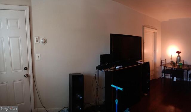 5809 CHINQUAPIN PKWY, Baltimore, MD 21239