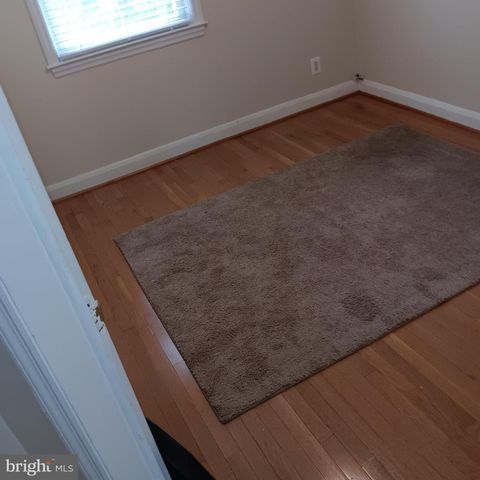 5809 CHINQUAPIN PKWY, Baltimore, MD 21239