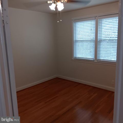 5809 CHINQUAPIN PKWY, Baltimore, MD 21239