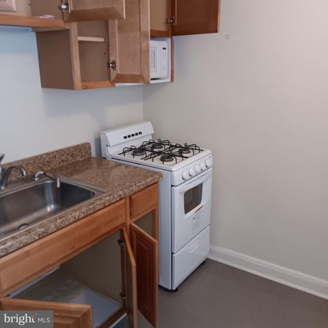 5809 CHINQUAPIN PKWY, Baltimore, MD 21239