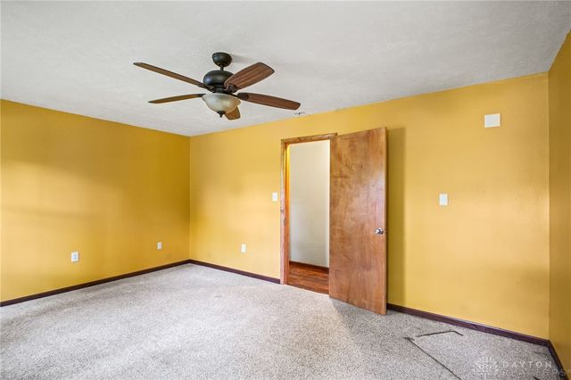 1989 N Longview Street, Beavercreek, OH 45432