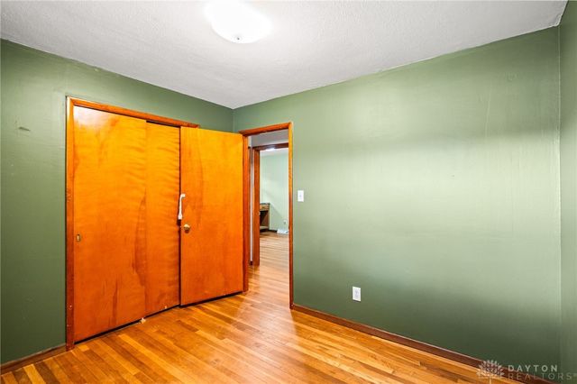 1989 N Longview Street, Beavercreek, OH 45432