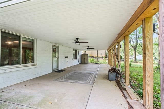 1989 N Longview Street, Beavercreek, OH 45432