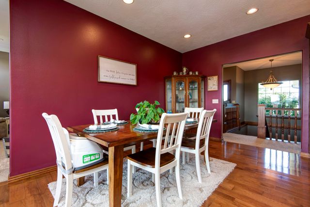 2452 N Arrow Lane, Springfield, MO 65802