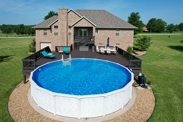2452 N Arrow Lane, Springfield, MO 65802
