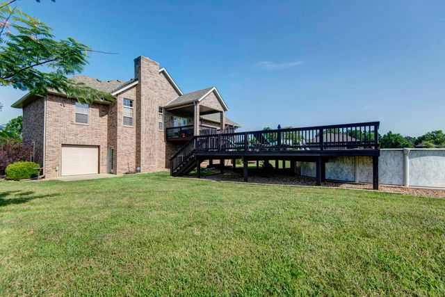 2452 N Arrow Lane, Springfield, MO 65802