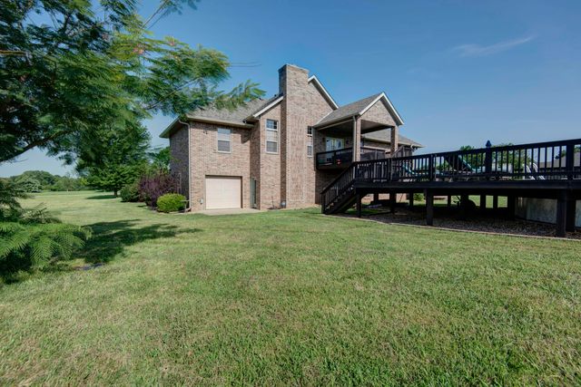 2452 N Arrow Lane, Springfield, MO 65802
