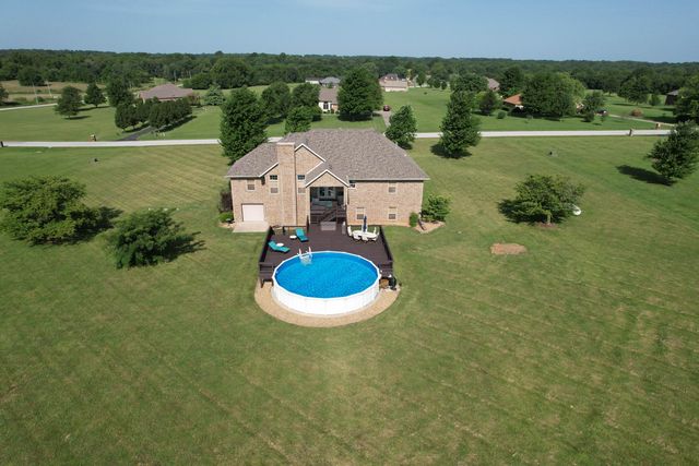 2452 N Arrow Lane, Springfield, MO 65802