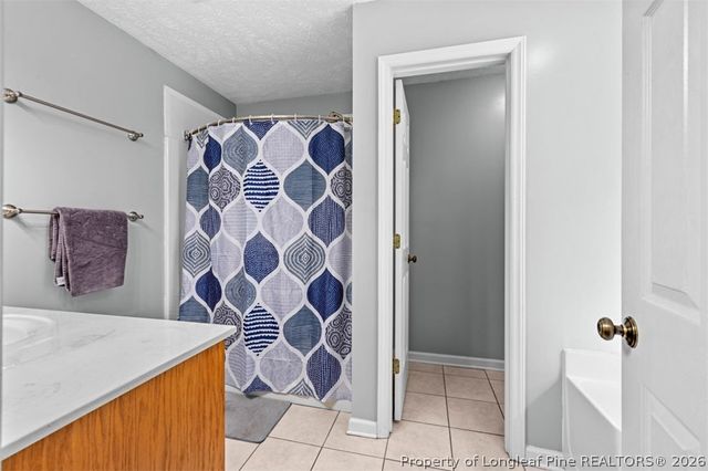 549 Woodberry Circle, Raeford, NC 28376