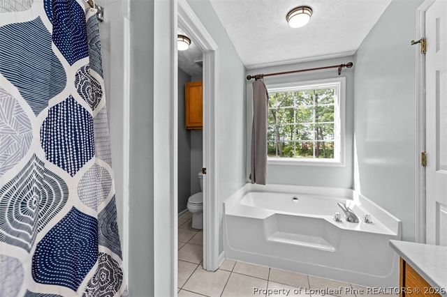 549 Woodberry Circle, Raeford, NC 28376