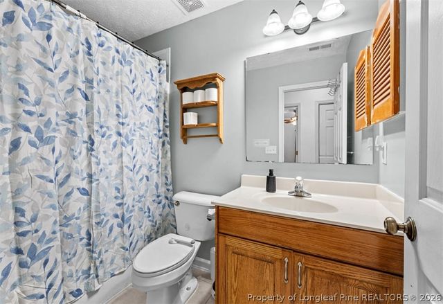 549 Woodberry Circle, Raeford, NC 28376
