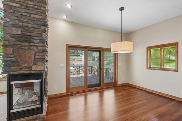 910 SE Brentwood Drive, Waukee, IA 50263