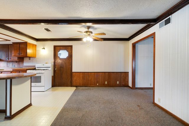 175 45th Street SW, Paris, TX 75460