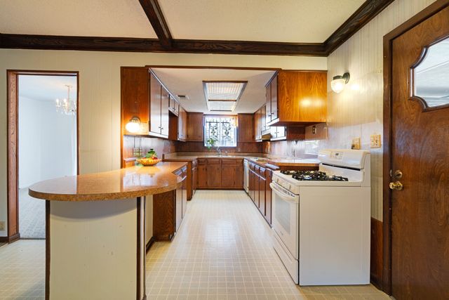 175 45th Street SW, Paris, TX 75460