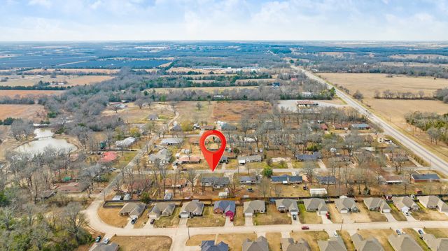 175 45th Street SW, Paris, TX 75460