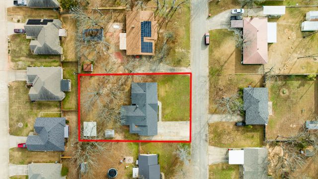 175 45th Street SW, Paris, TX 75460